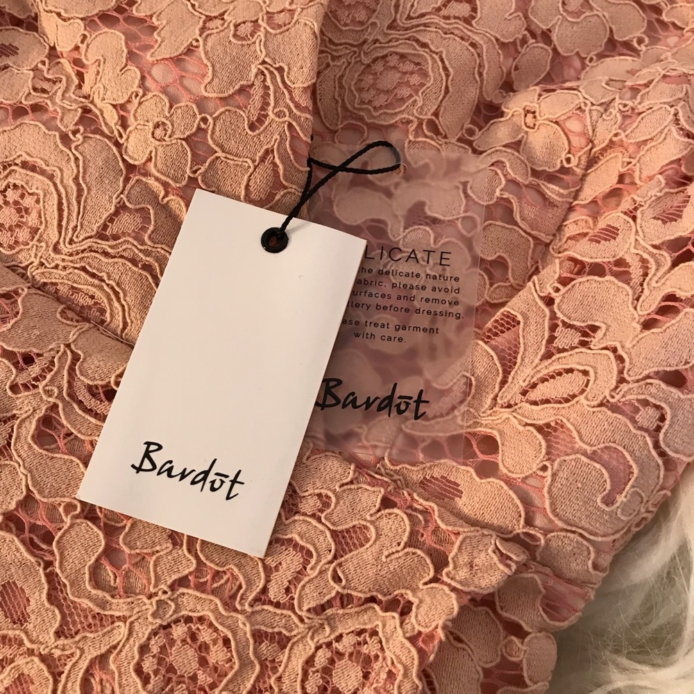 BARDOT Genoveve Lace Dress - Picture 7 of 8